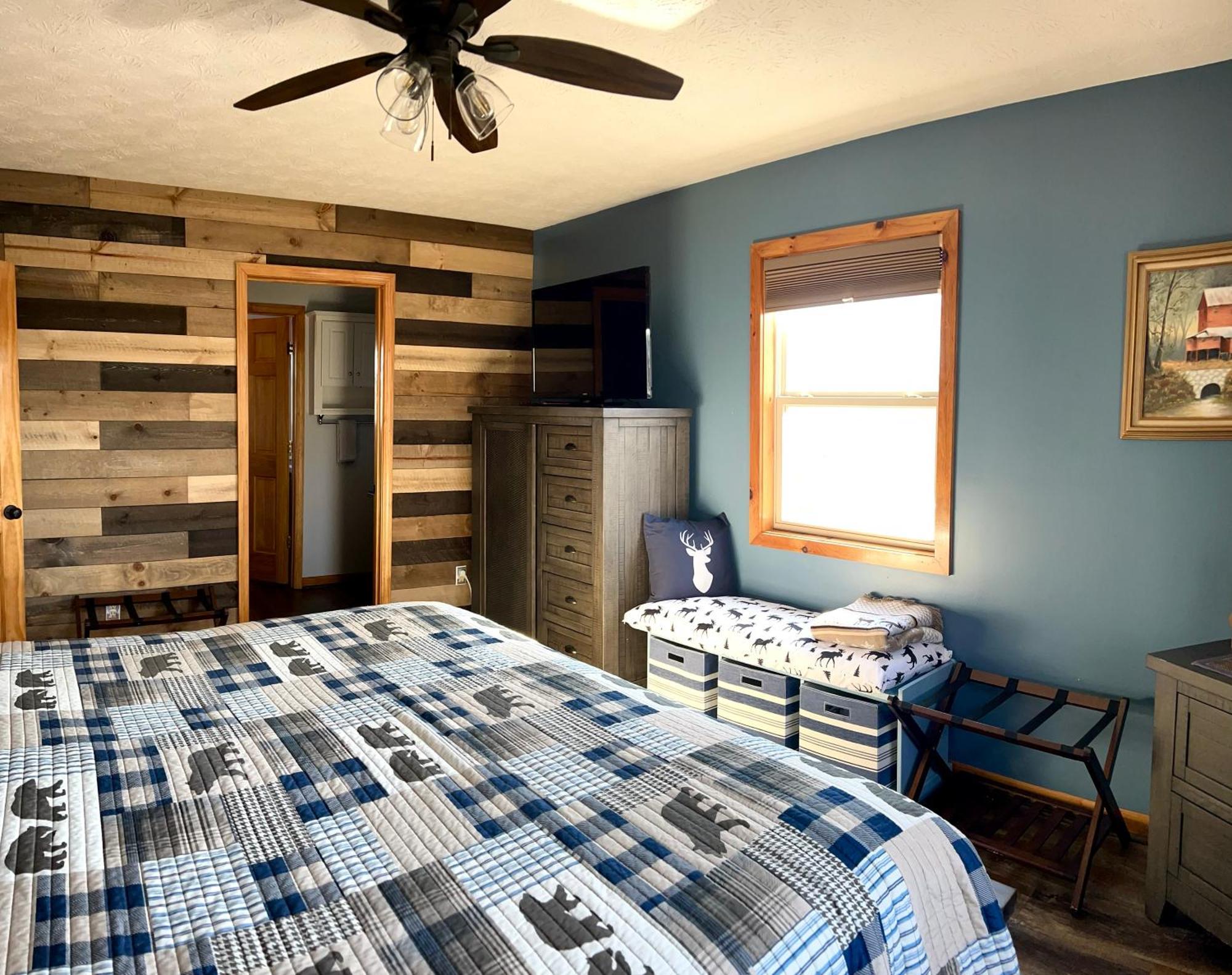 Blue Beary Delight Newly Renovated Near Everything سيفيرفيل المظهر الخارجي الصورة